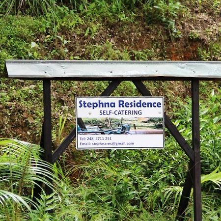 Stephna Residence Self Catering Anse Royale Bagian luar foto