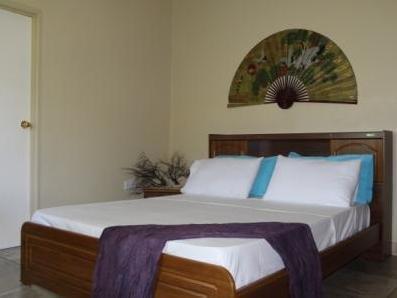 Stephna Residence Self Catering Anse Royale Bagian luar foto